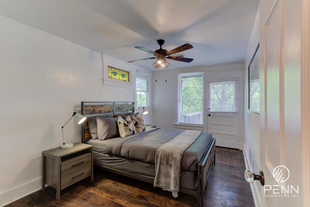 Photo of Bedroom in Cooper-Young Historic District