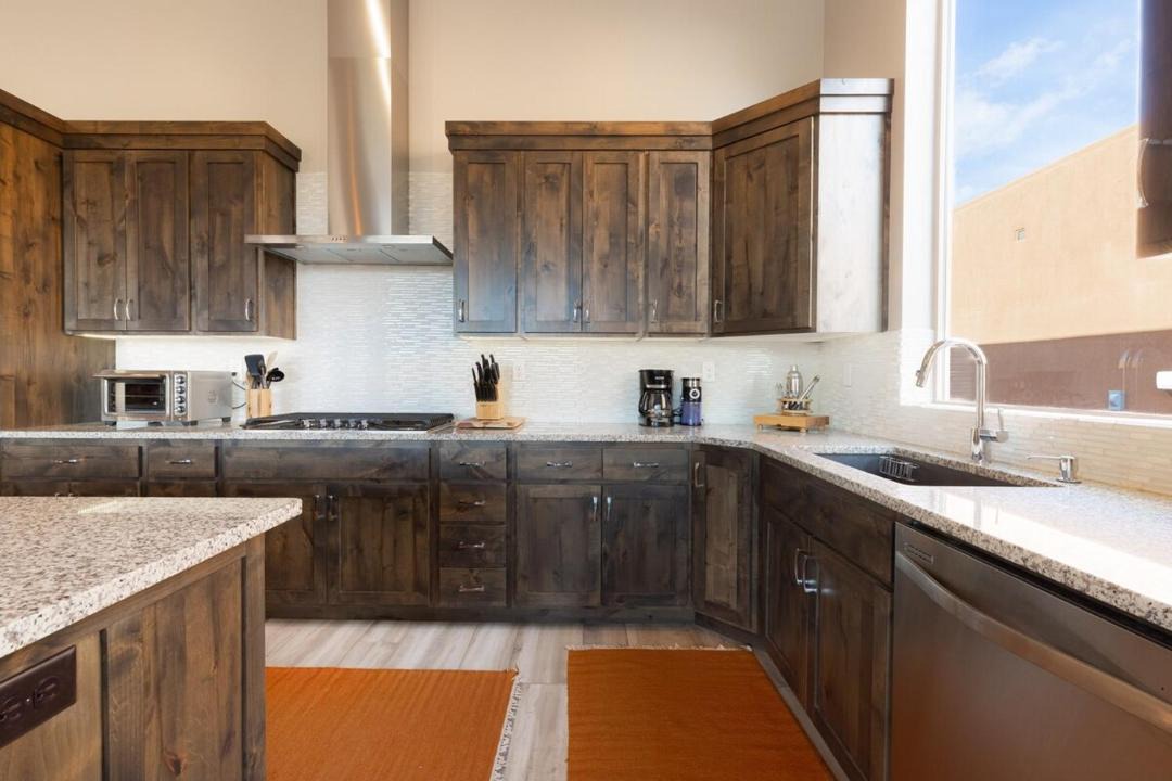 Photo of Kitchen in Hurricane
