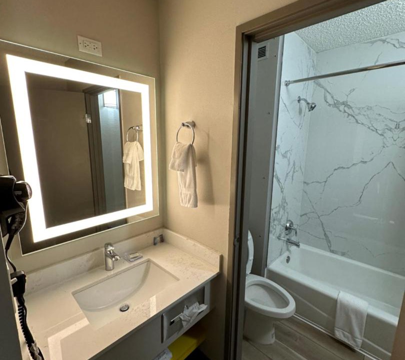 Photo of Bathroom in Mandan