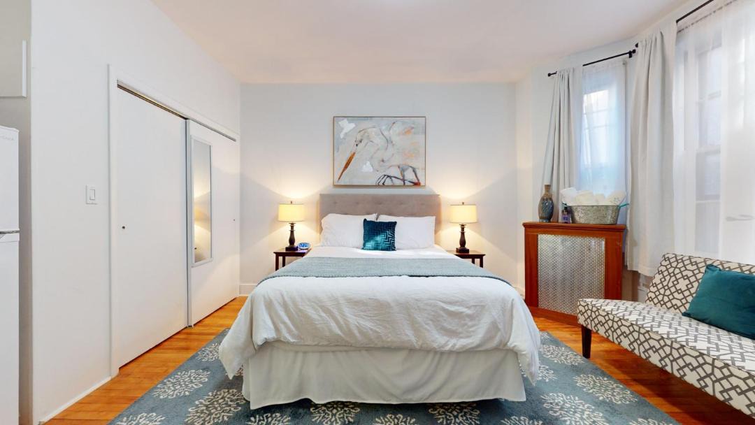 Photo of Bedroom in Longwood