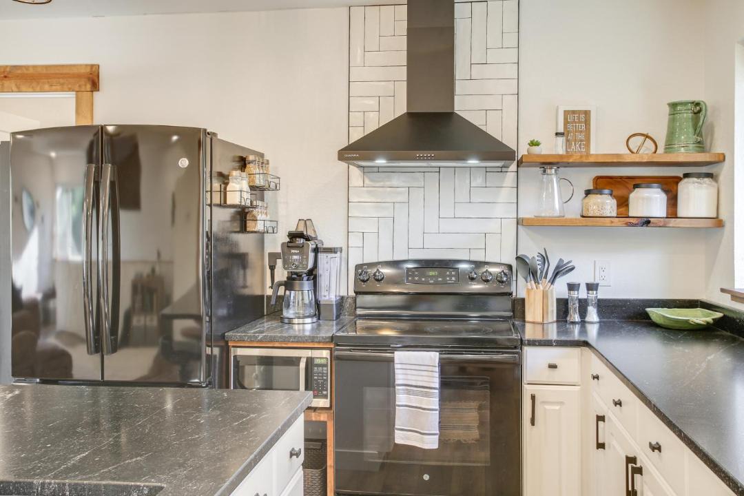 Photo of Kitchen in Hayden Lake