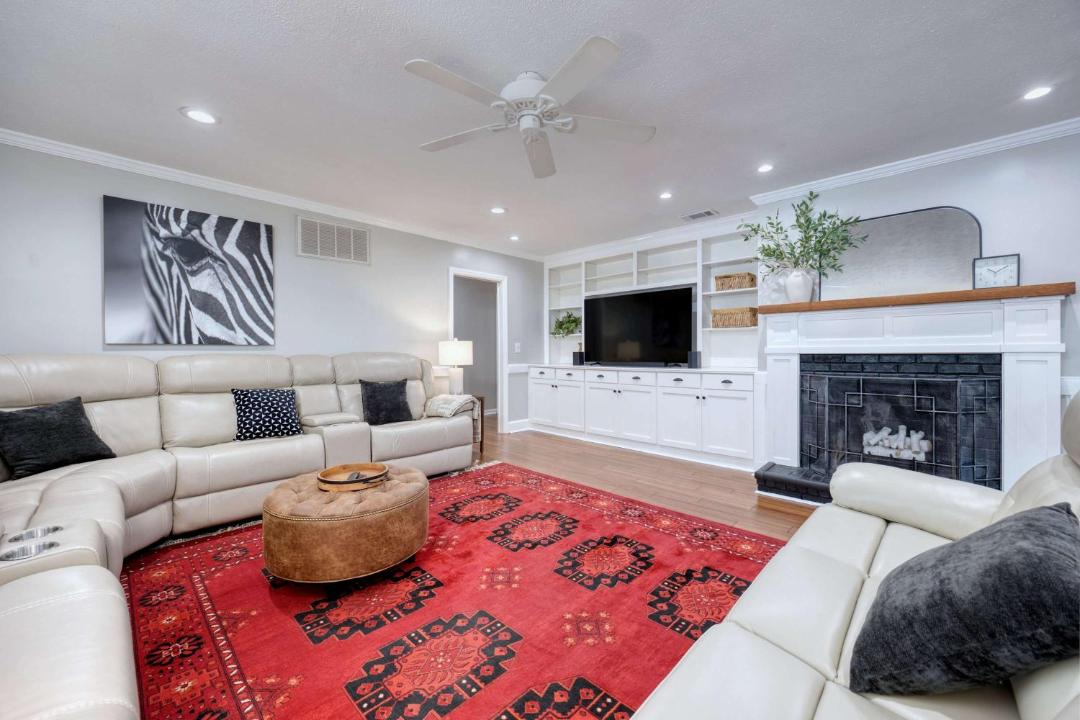 Photo of Livingroom in Fortson
