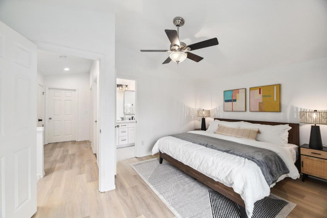 Photo of Bedroom in Licton Springs