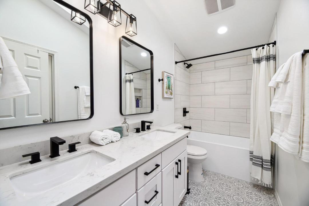 Photo of Bathroom in Licton Springs