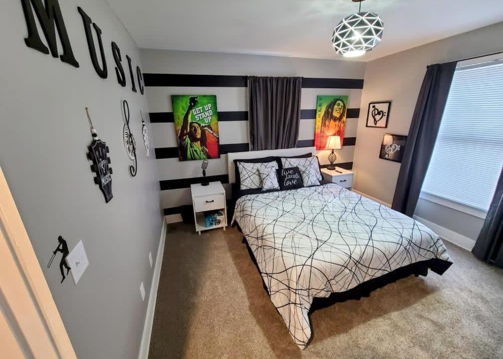 Photo of Bedroom in Vine