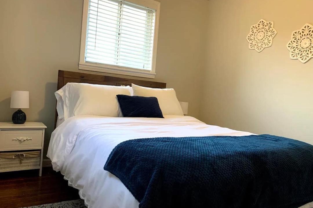 Photo of Bedroom in Broken Arrow