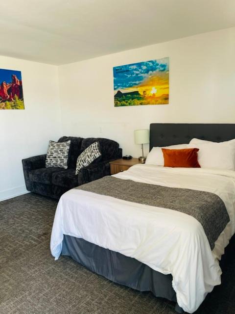 Photo of Bedroom in Blanding