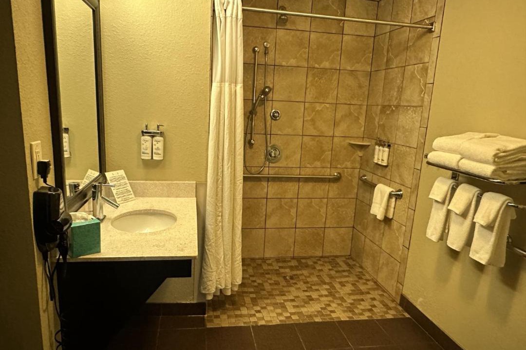 Photo of Bathroom in Minot
