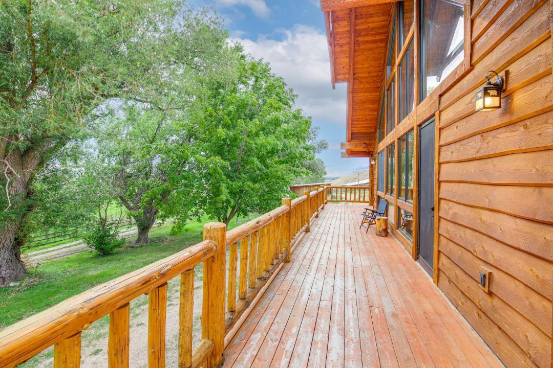 Photo of Patio Balcony in Arlee