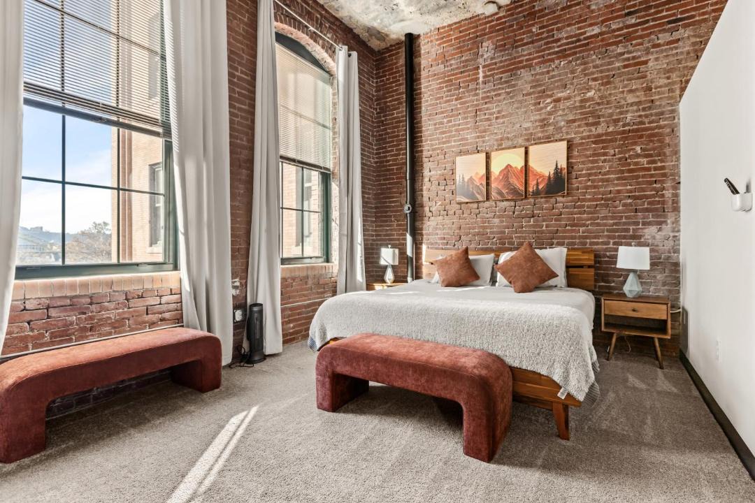 Photo of Bedroom in Strip District