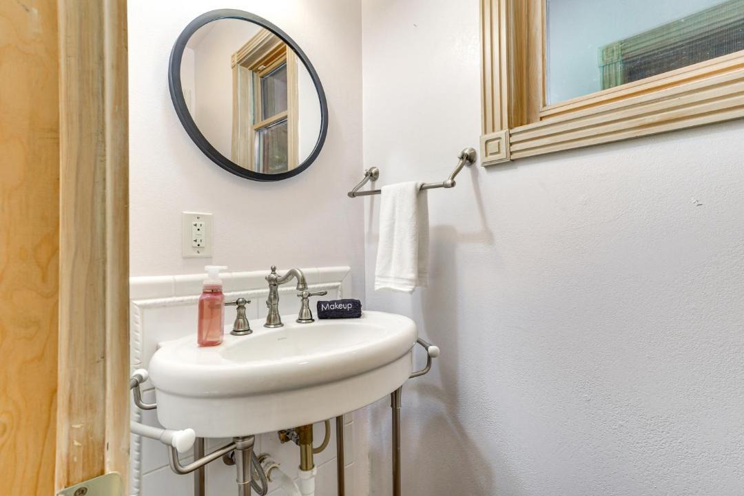 Photo of Bathroom in Medicine Park