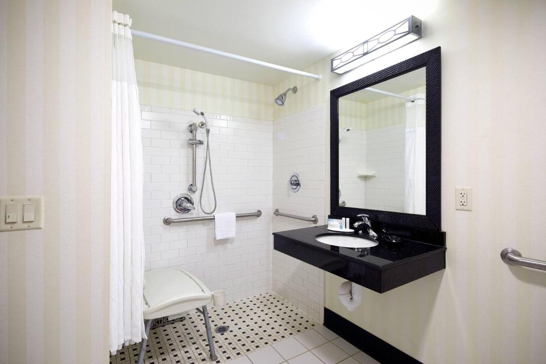 Photo of Bathroom in Polaris