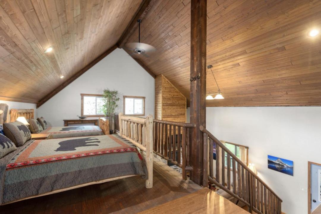 Photo of Bedroom in East Glacier Park