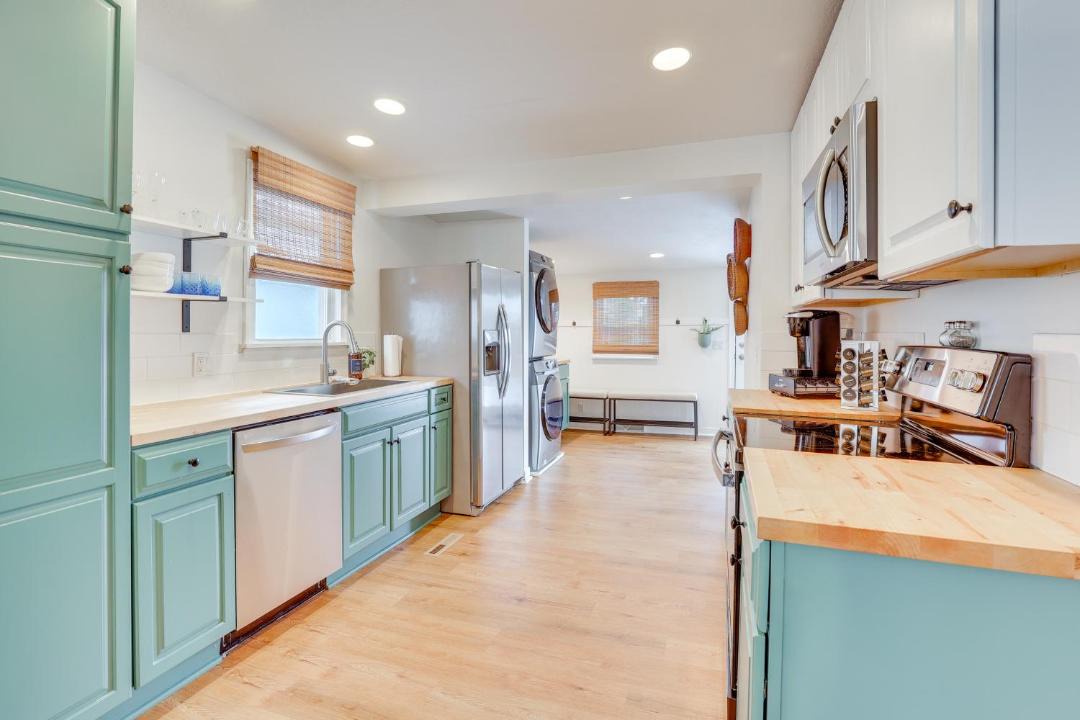 Photo of Kitchen in Meyers Lake