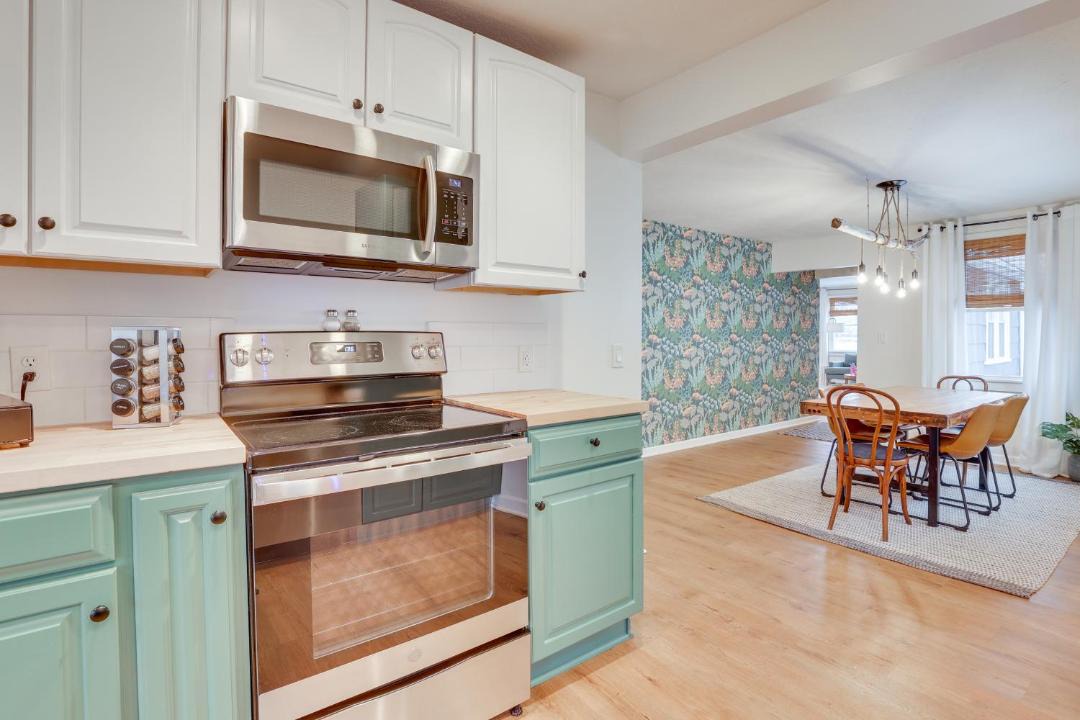Photo of Kitchen in Meyers Lake