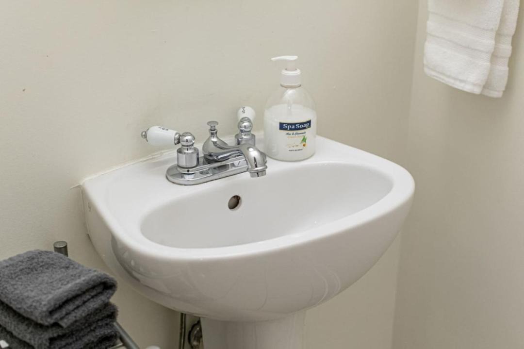 Photo of Bathroom in Hope Gardens