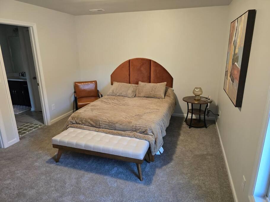 Photo of Bedroom in Normal