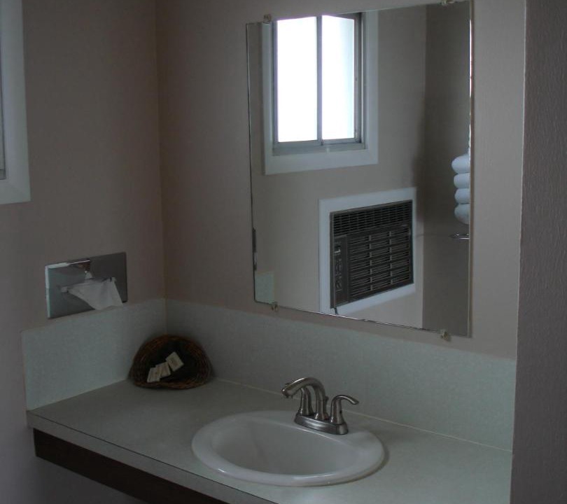 Photo of Bathroom in Heyburn