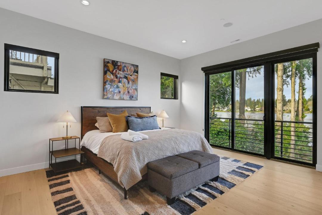 Photo of Bedroom in Burien