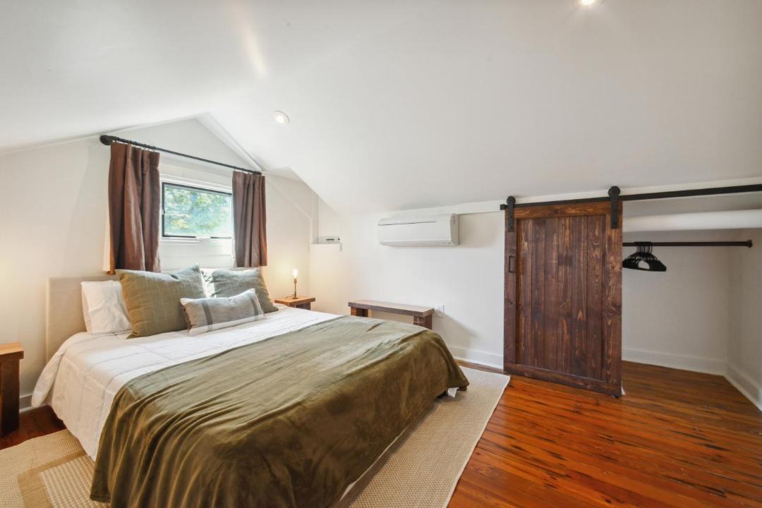 Photo of Bedroom in Faubourg Marigny