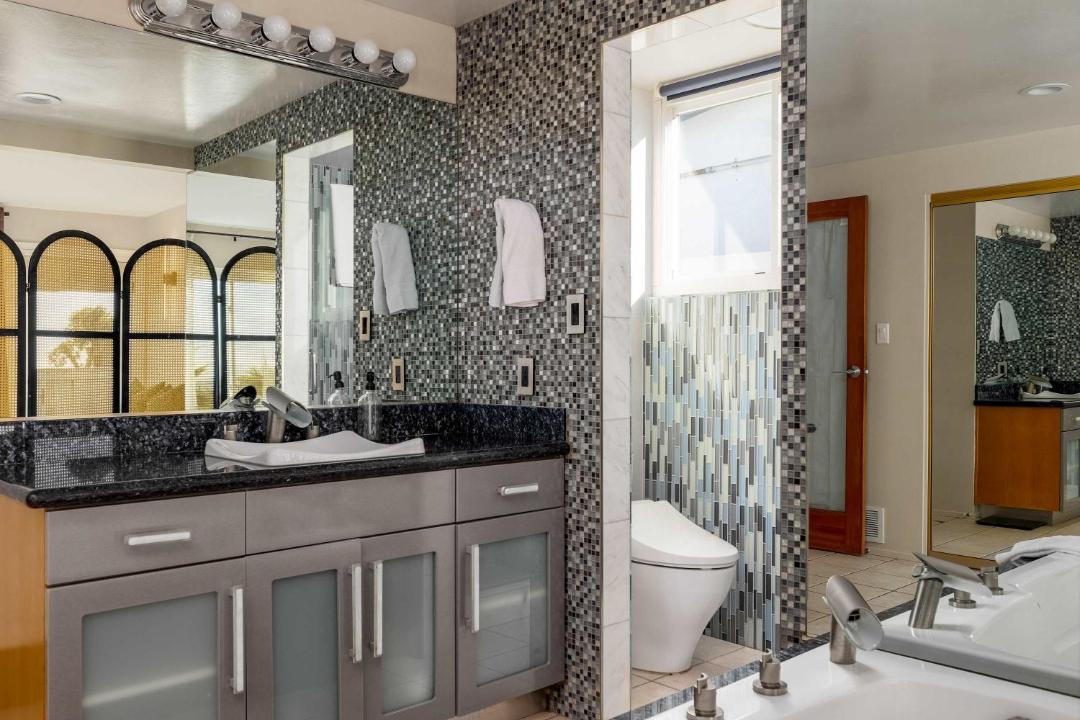 Photo of Bathroom in Bay Ho