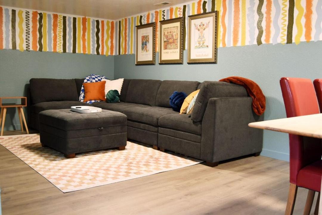 Photo of Livingroom in Franklin to the Fort