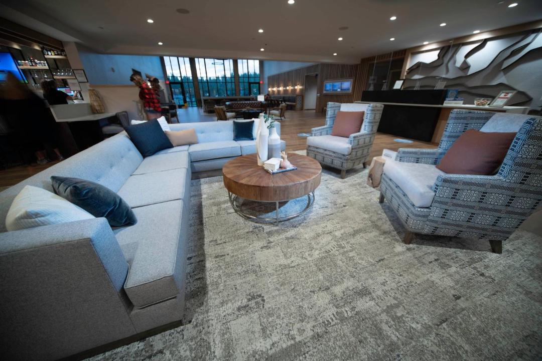 Photo of Livingroom in Island Park