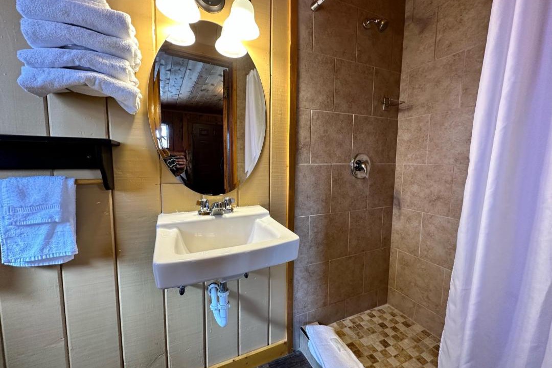 Photo of Bathroom in West Yellowstone