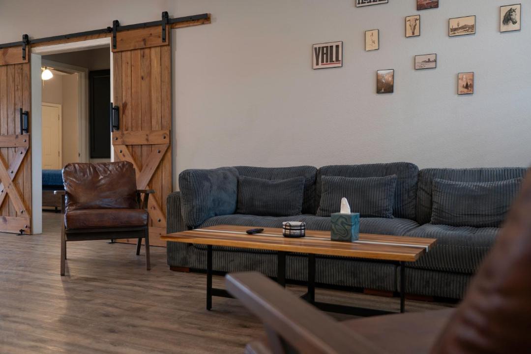 Photo of Livingroom in Canyon Lake