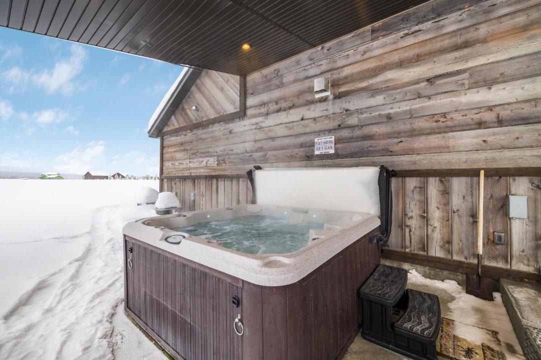 Photo of Bathroom in Island Park