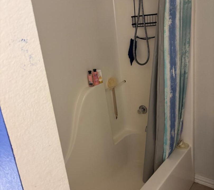 Photo of Bathroom in Mena