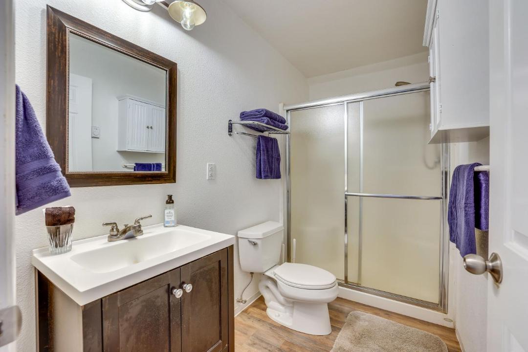 Photo of Bathroom in Garden Valley