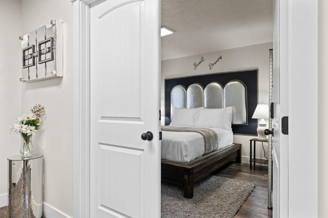 Photo of Bedroom in Caldwell