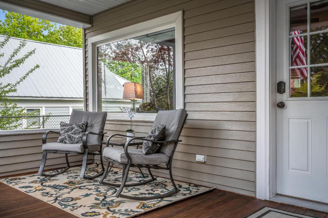 Photo of Patio Balcony in Garden District