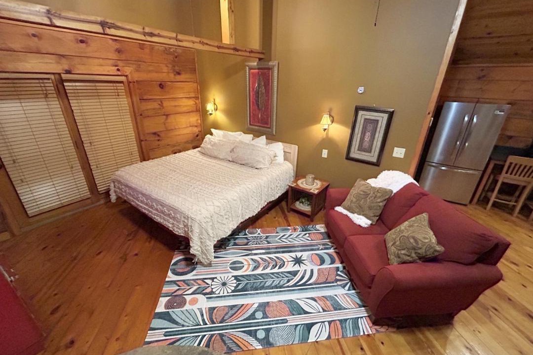 Photo of Bedroom in Gatlinburg - Pigeon Forge