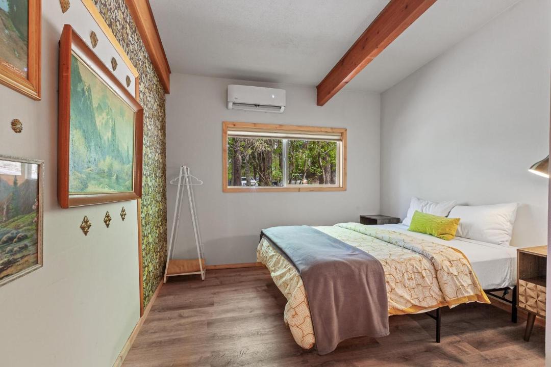 Photo of Bedroom in Harrison