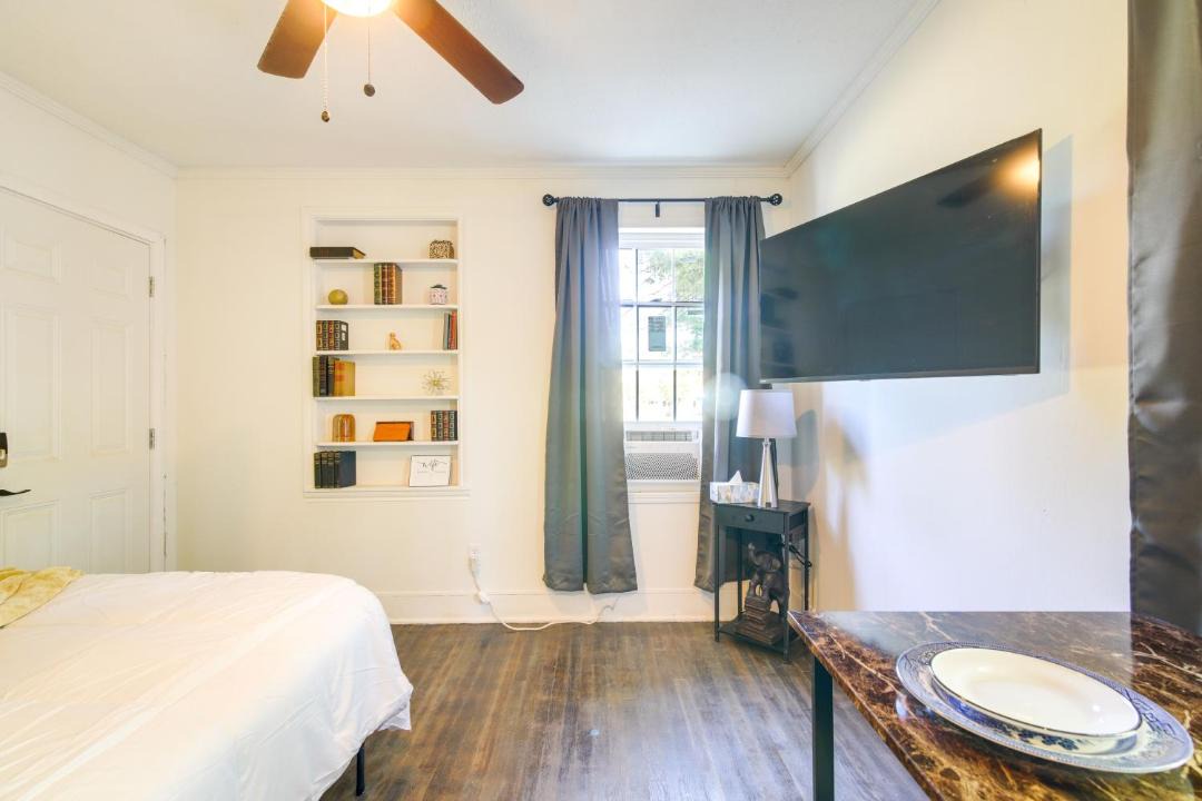 Photo of Bedroom in Clarksdale