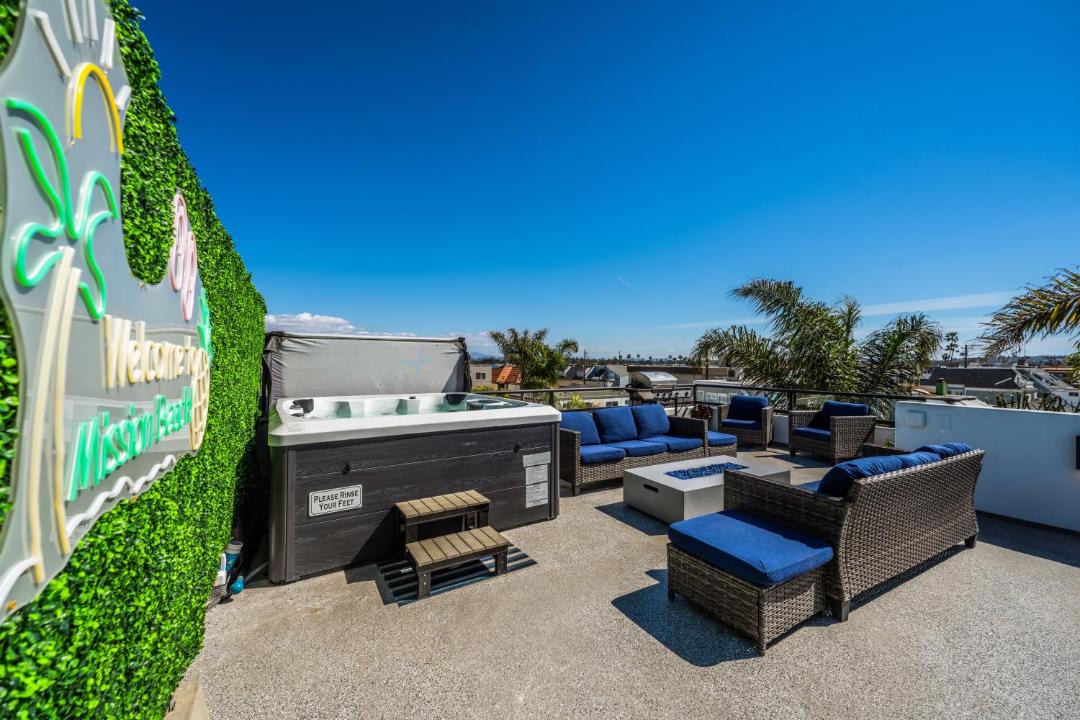 Photo of Patio Balcony in Mission Beach