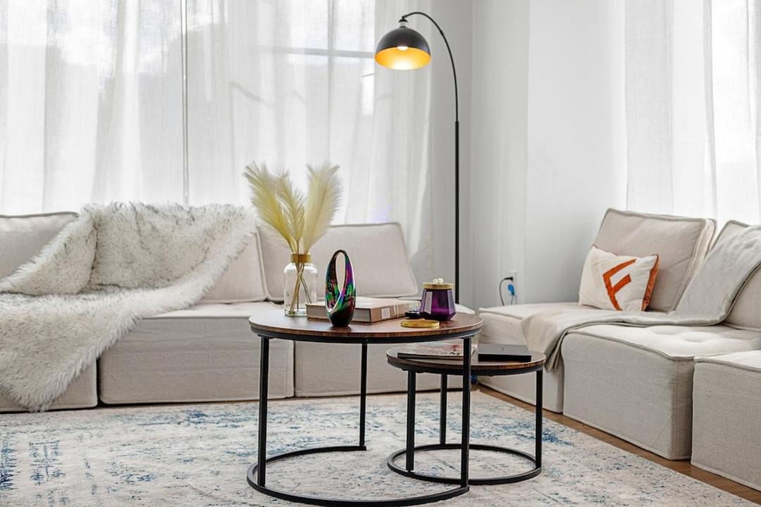 Photo of Livingroom in East Cambridge