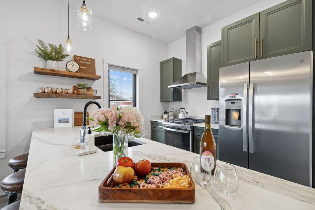 Photo of Kitchen in Riverfront