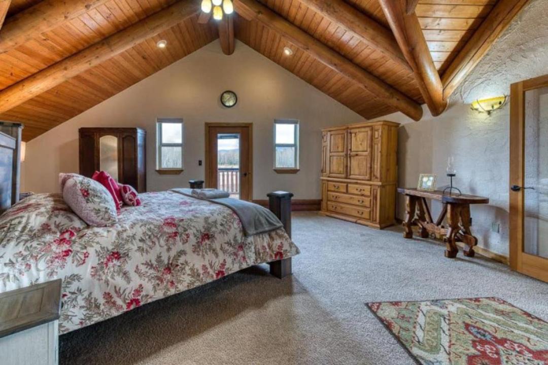 Photo of Bedroom in Grantsdale