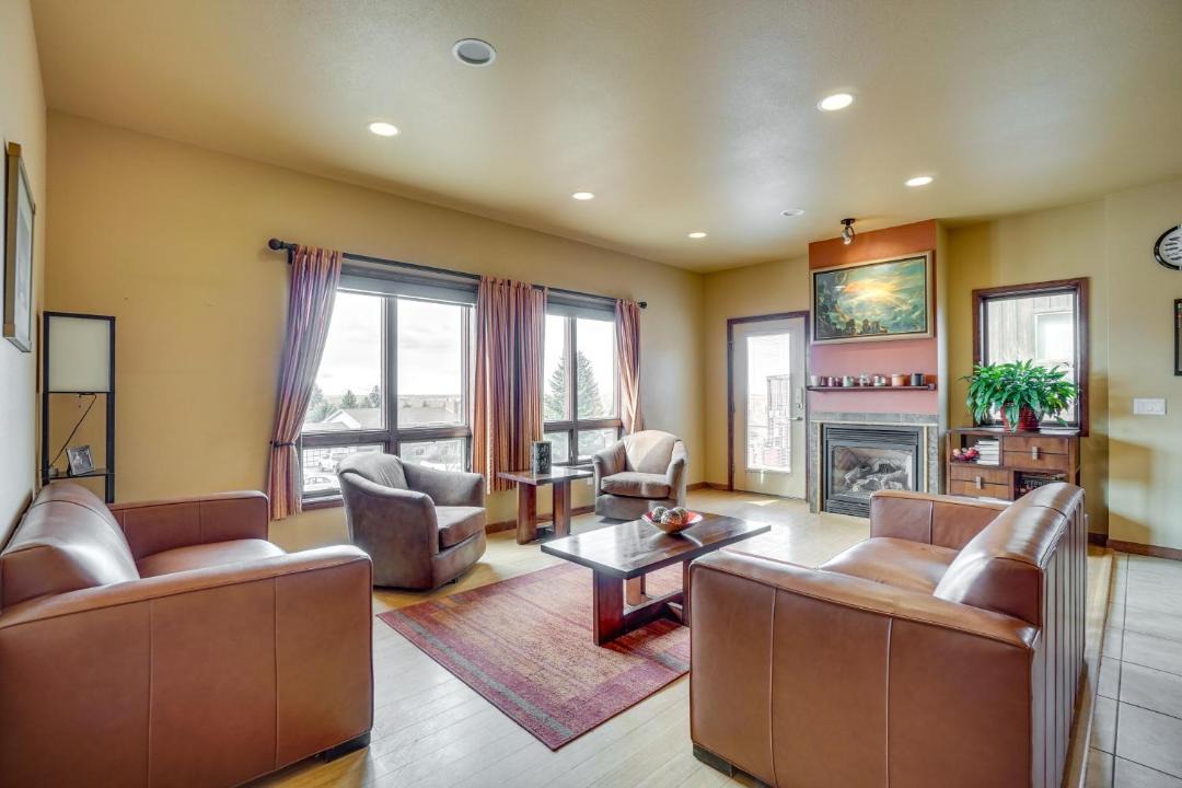 Photo of Livingroom in Laramie