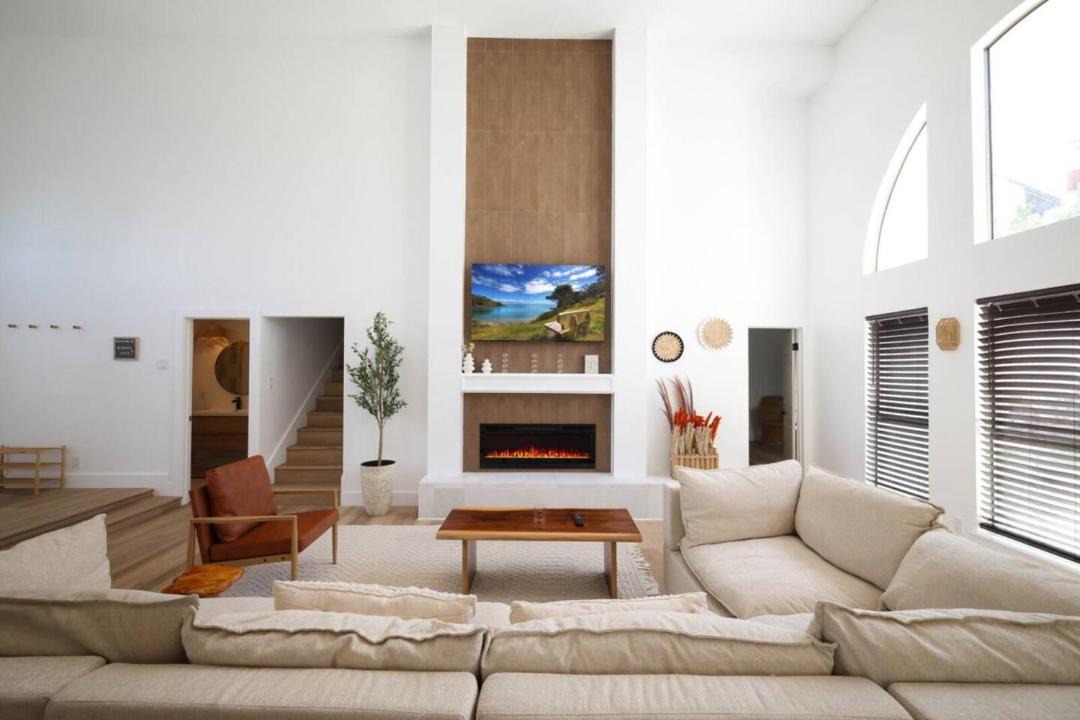 Photo of Livingroom in Medical Center District