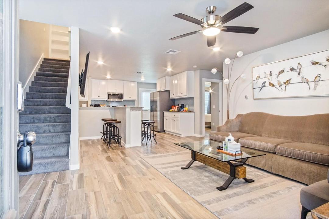 Photo of Livingroom in Central Oklahoma City