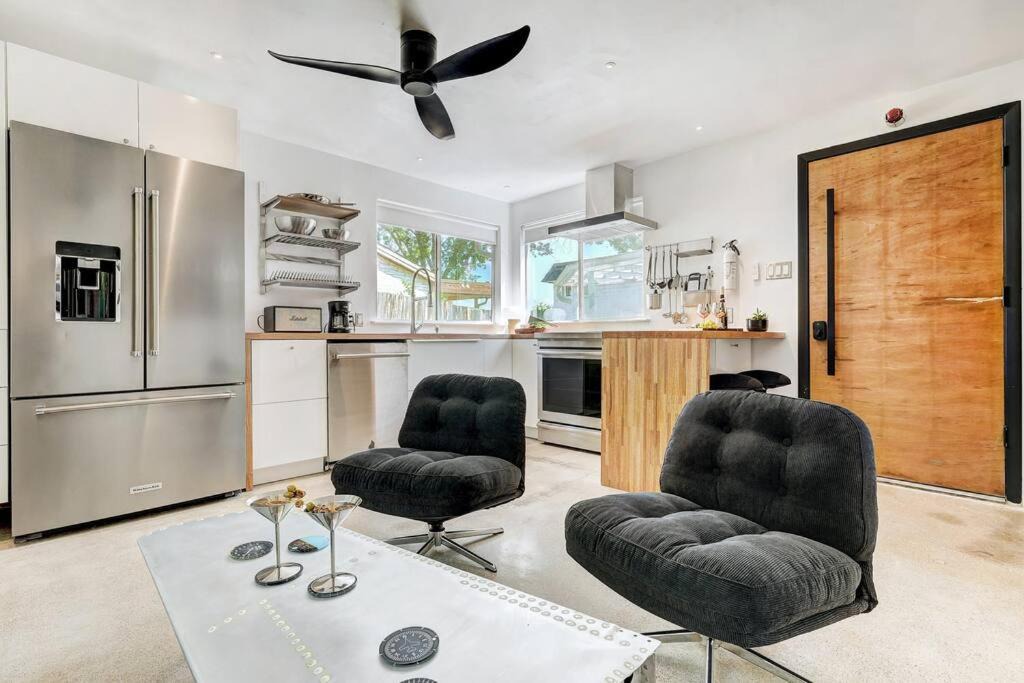 Photo of Livingroom in Lakeway