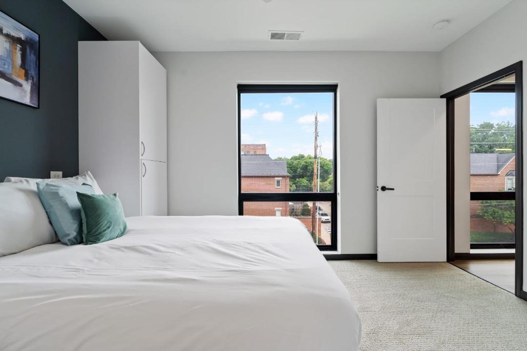 Photo of Bedroom in Lockerbie Square