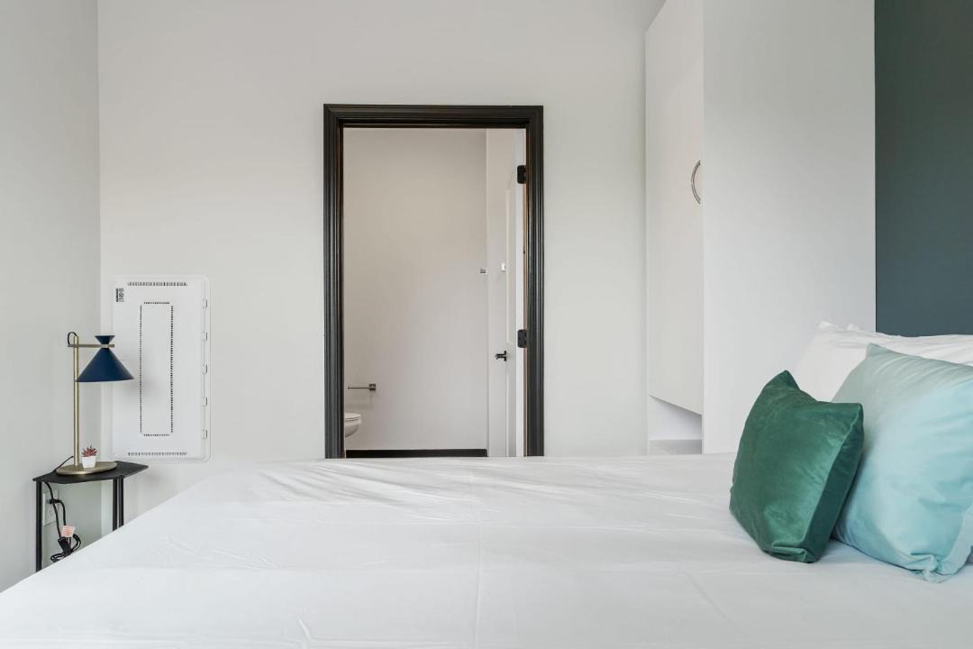Photo of Bedroom in Lockerbie Square