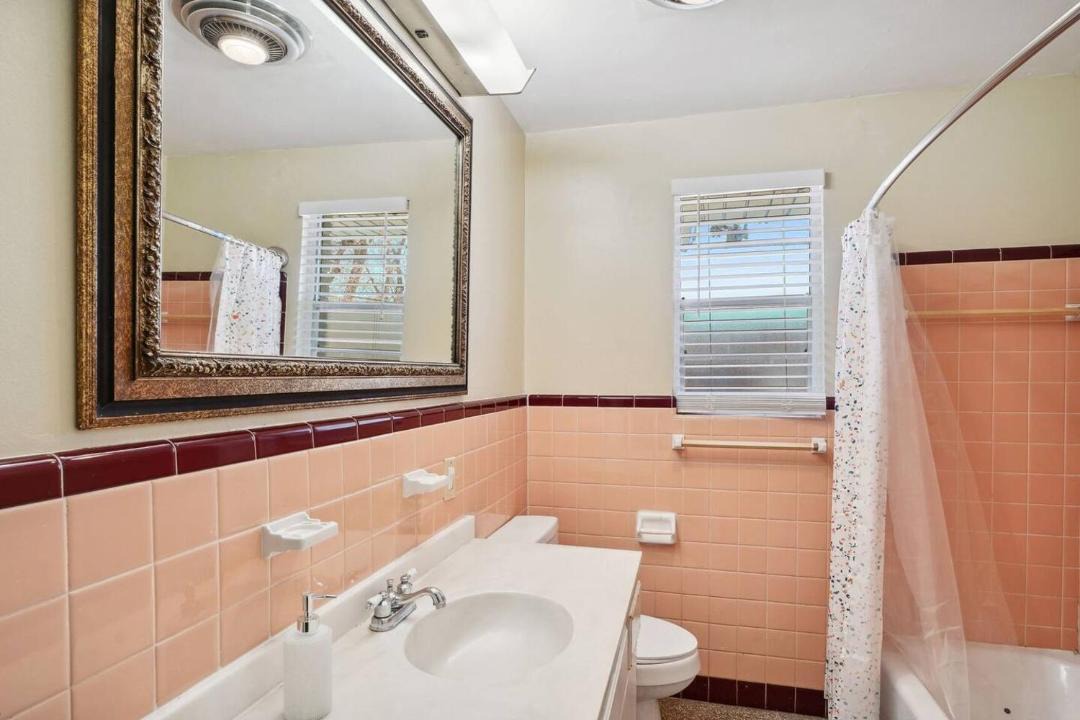 Photo of Bathroom in Metairie