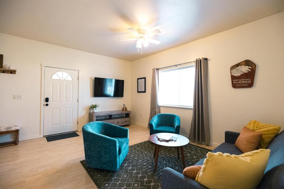 Photo of Livingroom in Evergreen