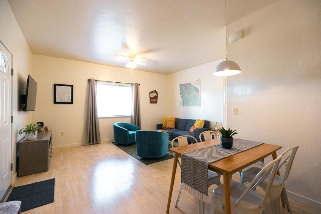 Photo of Livingroom in Evergreen